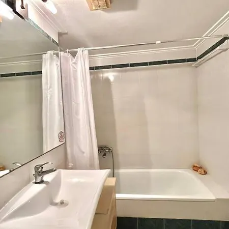 Paradise House ليفكاندي شالكيداس