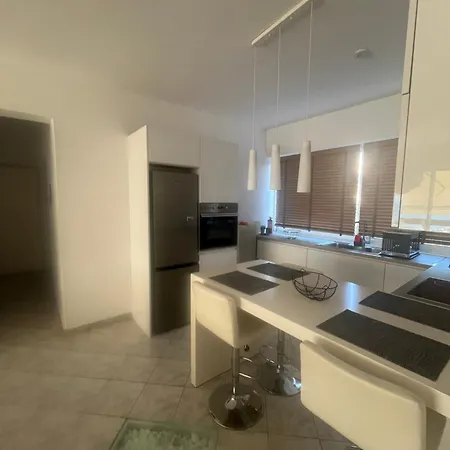 Paradise House Apartamento *